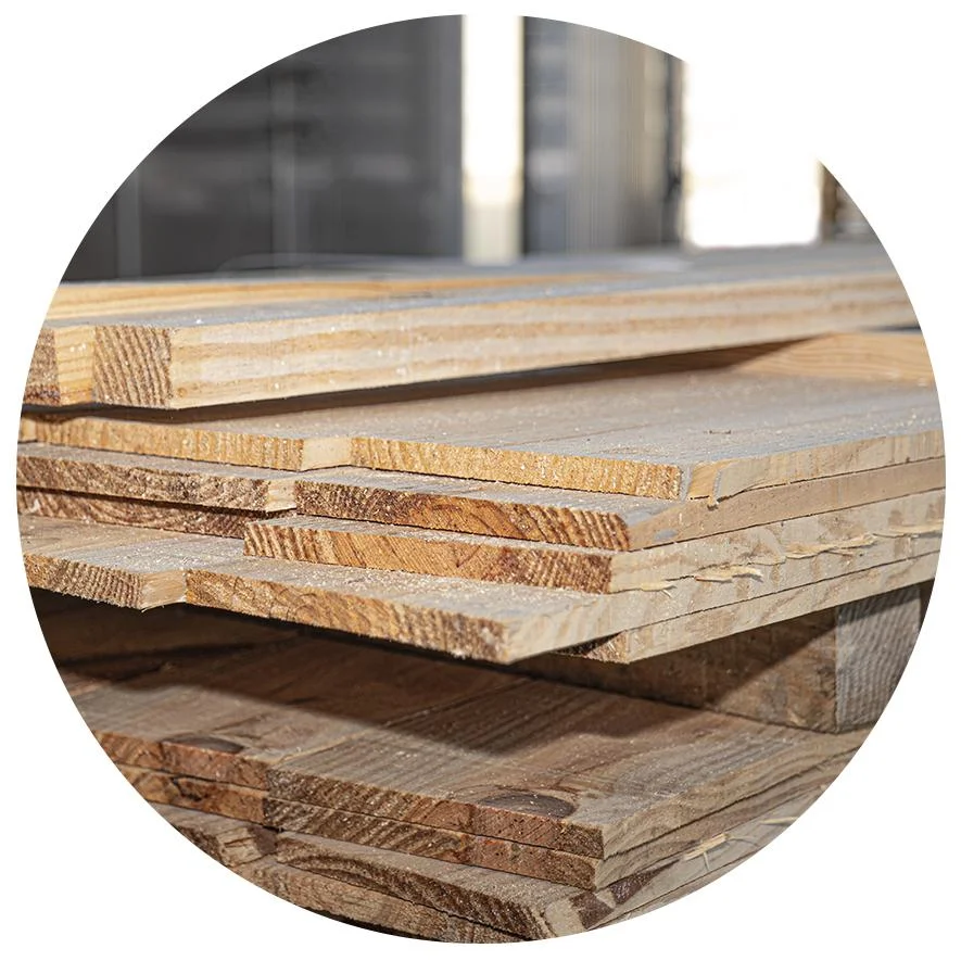 Vente aux particuliers de planches voliges chevrons sur-mesure en pin scierie pere marmande